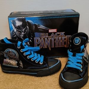 Boys size 13 casual sneakers